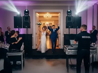 Renta de bocinas para entrada de novios con humo y DJ CDMX