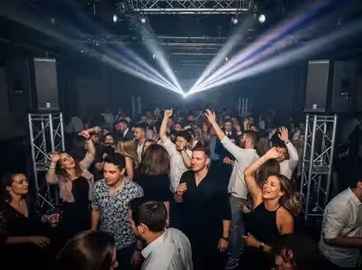 Sistema de audio de potencia para evento grande
