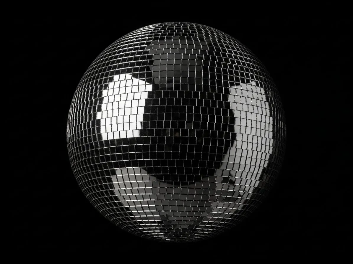 Renta de bola disco para fiesta retro 80s y 90s en CDMX