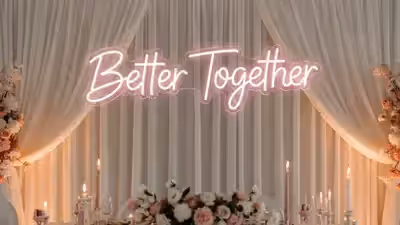 Letrero de neón LED con decoración floral en boda