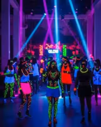 Efecto blacklight en evento