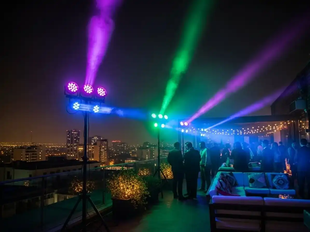 Cabezas Moviles LED Neon - ejemplo 1