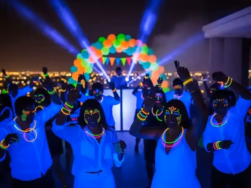 Accesorios fluorescentes de glow party